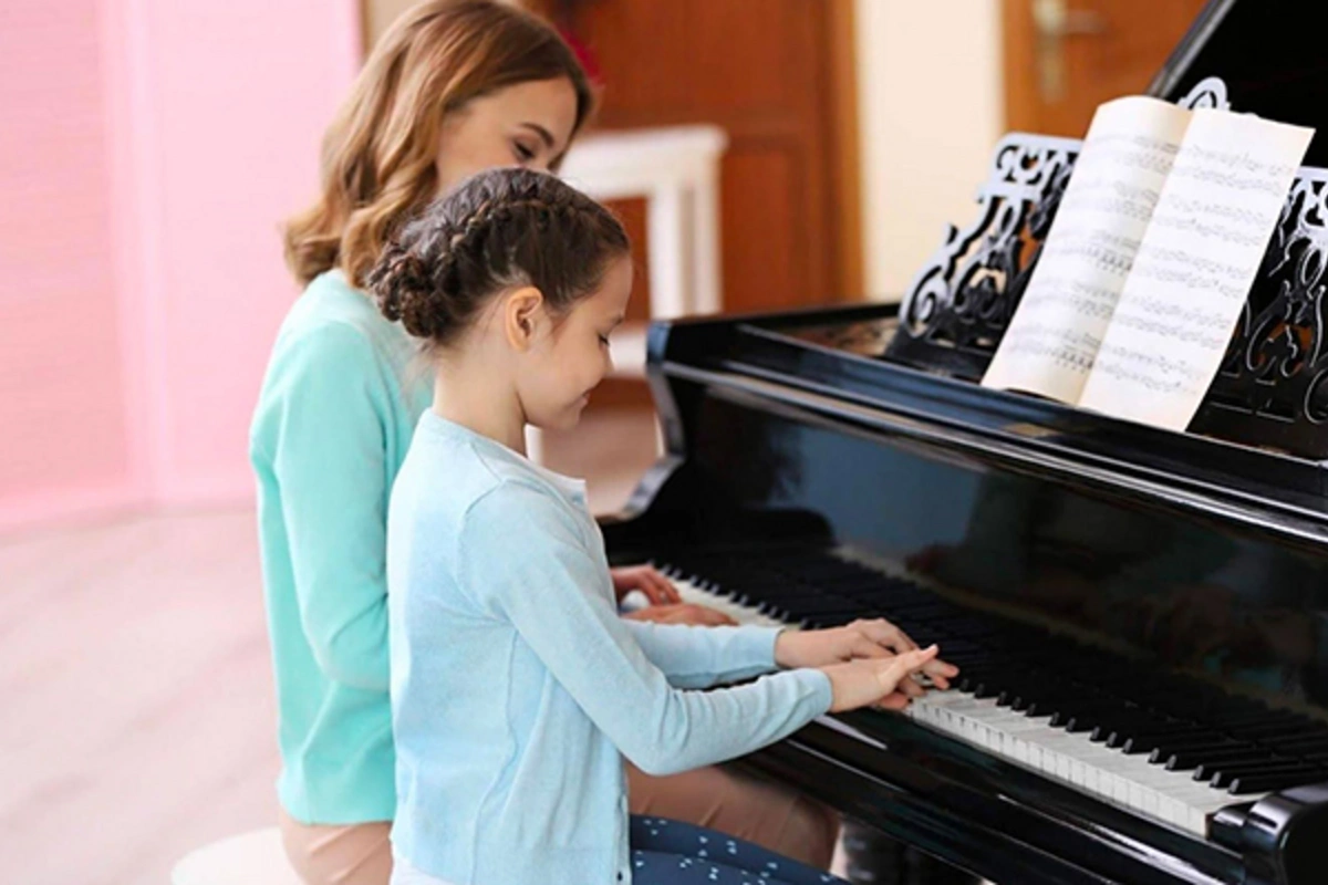 Uşaq musiqi, incəsənət və rəssamlıq məktəblərində sertifikasiyanın tətbiqi I oxunuşda təsdiqlənib