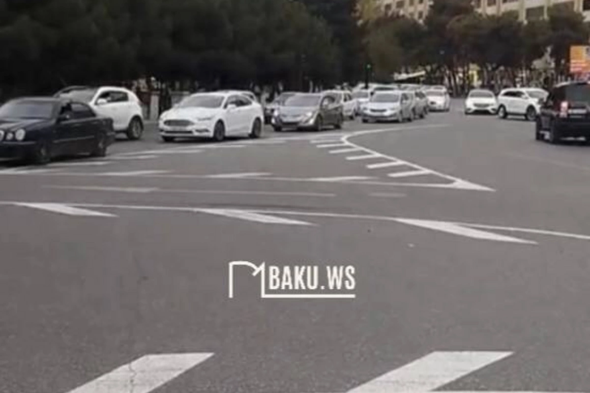 Bakıda yenilik tıxaca səbəb olub