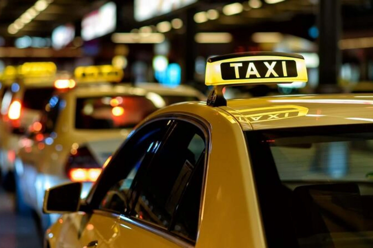 Taksi sürücülərinin növbəti imtahanı keçiriləcək