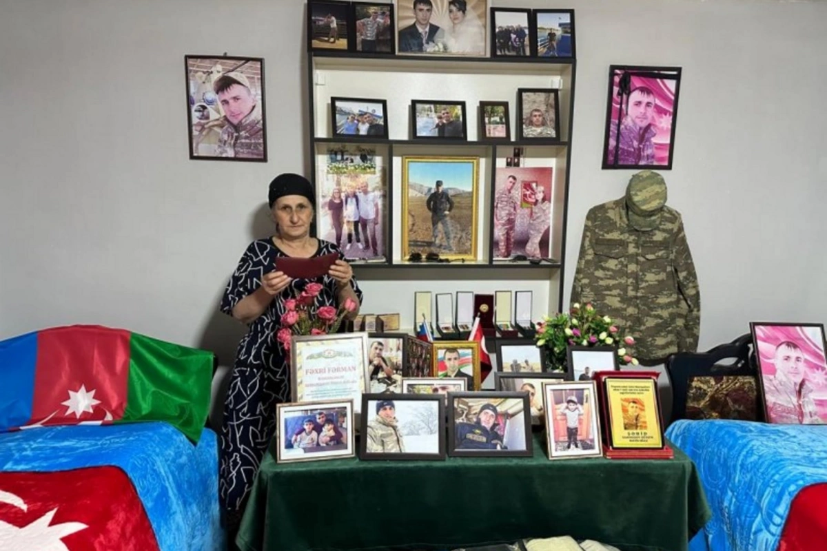Hüseyn Xanməmmədovun anası: Balam elə öz doğum günündə şəhid oldu Hüseyn Xanməmmədovun anası: Balam elə öz doğum günündə şəhid oldu