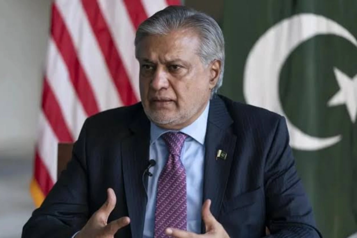 İshaq Dar: Vaşinqton və Tehranın konstruktiv dialoquna ümid edirik