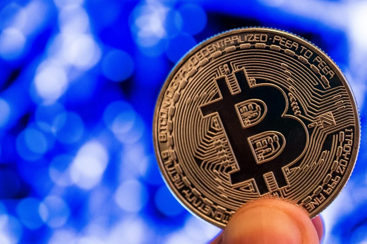 Стоимость биткоина на фоне выборов в США обновила исторический максимум Стоимость биткоина на фоне выборов в США обновила исторический максимум