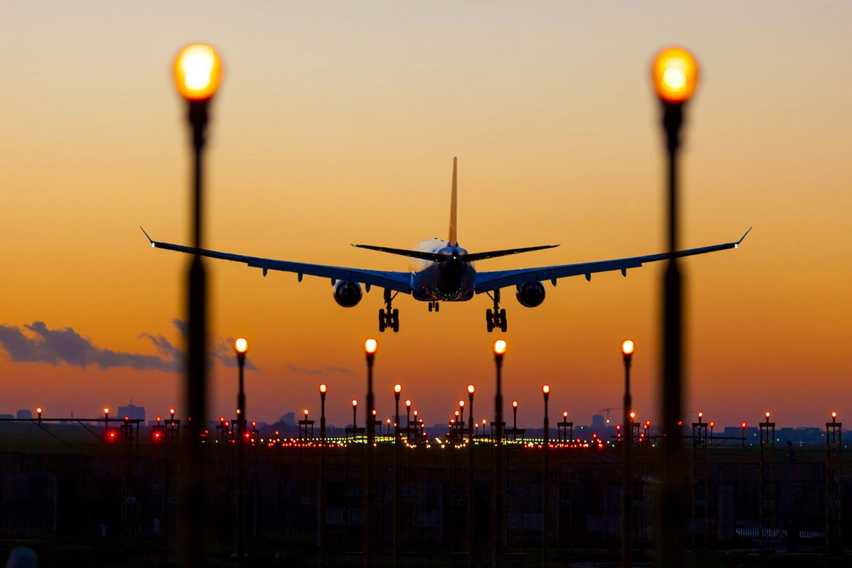 Из-за шатдауна в США уже отменены более 800 авиарейсов