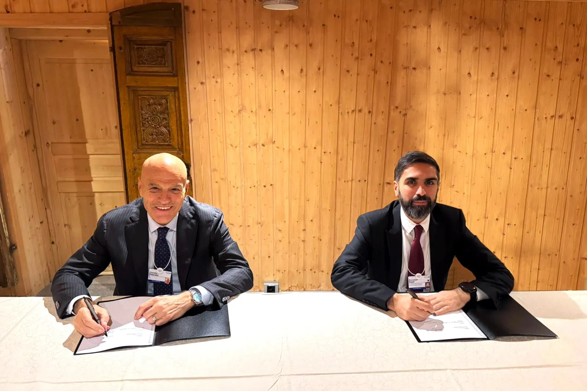 SOCAR Baleine neft-qaz yatağının işlənməsi layihəsində 10 % iştirak payı alıb