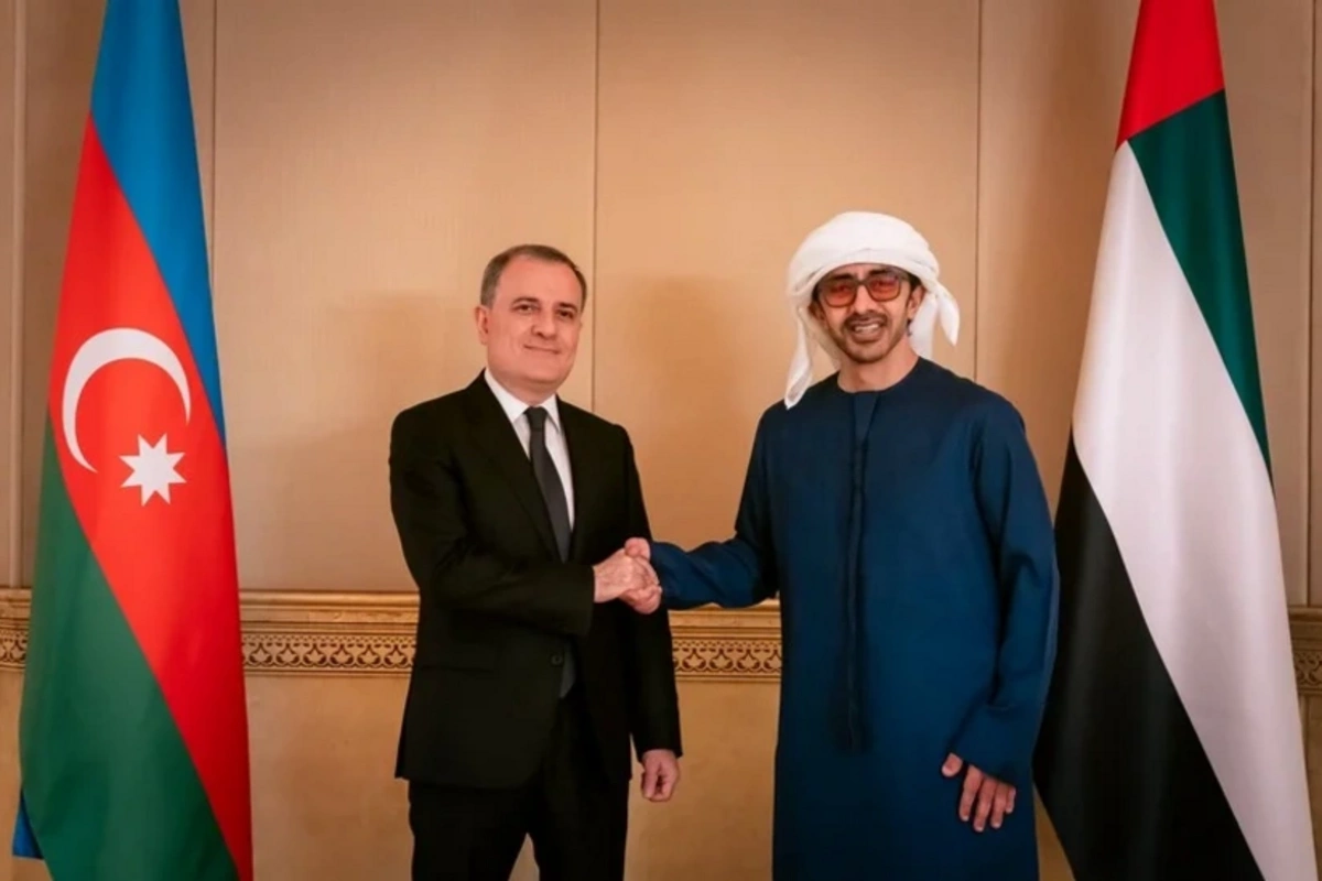 Azərbaycan və BƏƏ XİN rəhbərləri Əbu-Dabidə strateji tərəfdaşlığı müzakirə ediblər