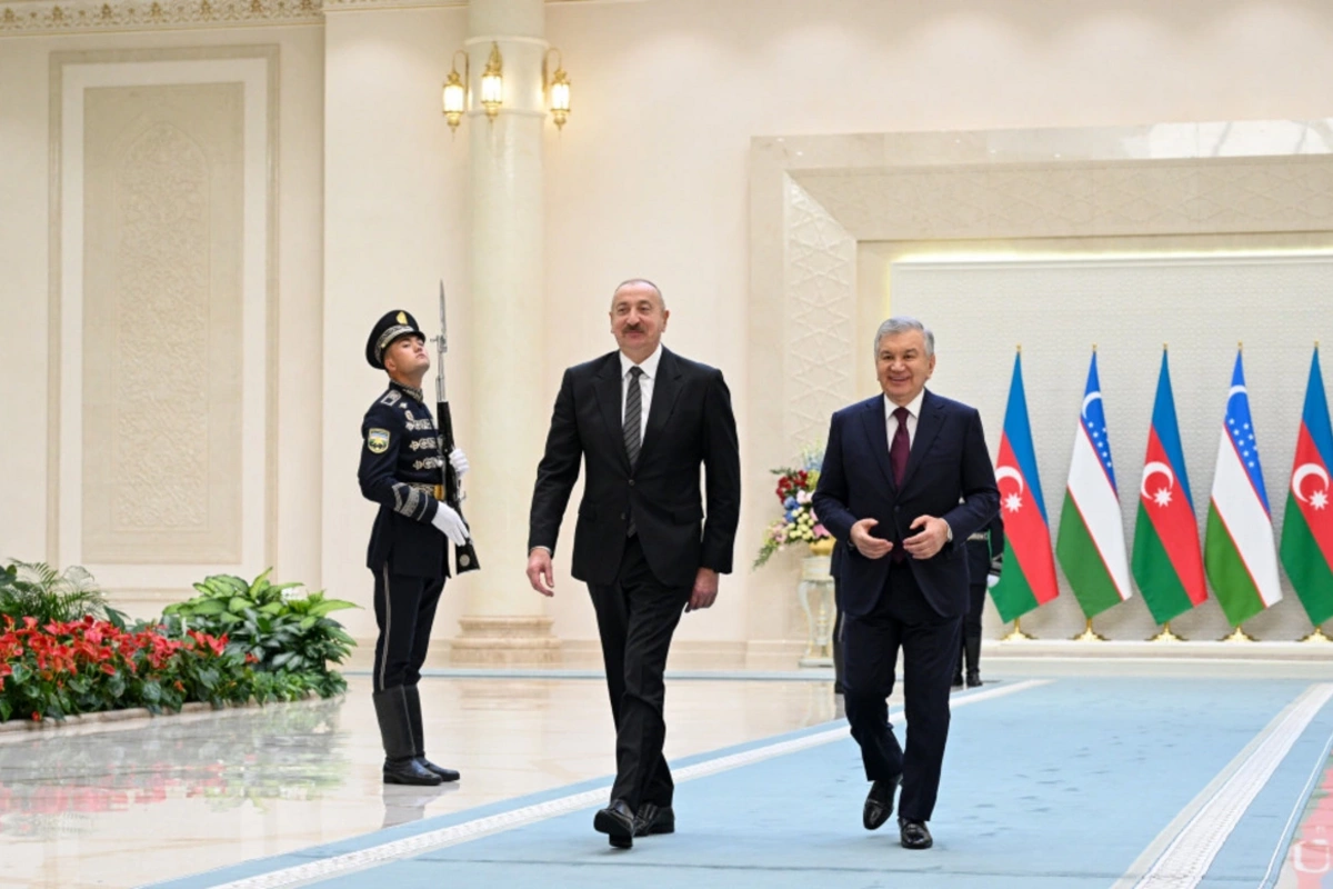 Президент Ильхам Алиев поделился видео о визите в Узбекистан