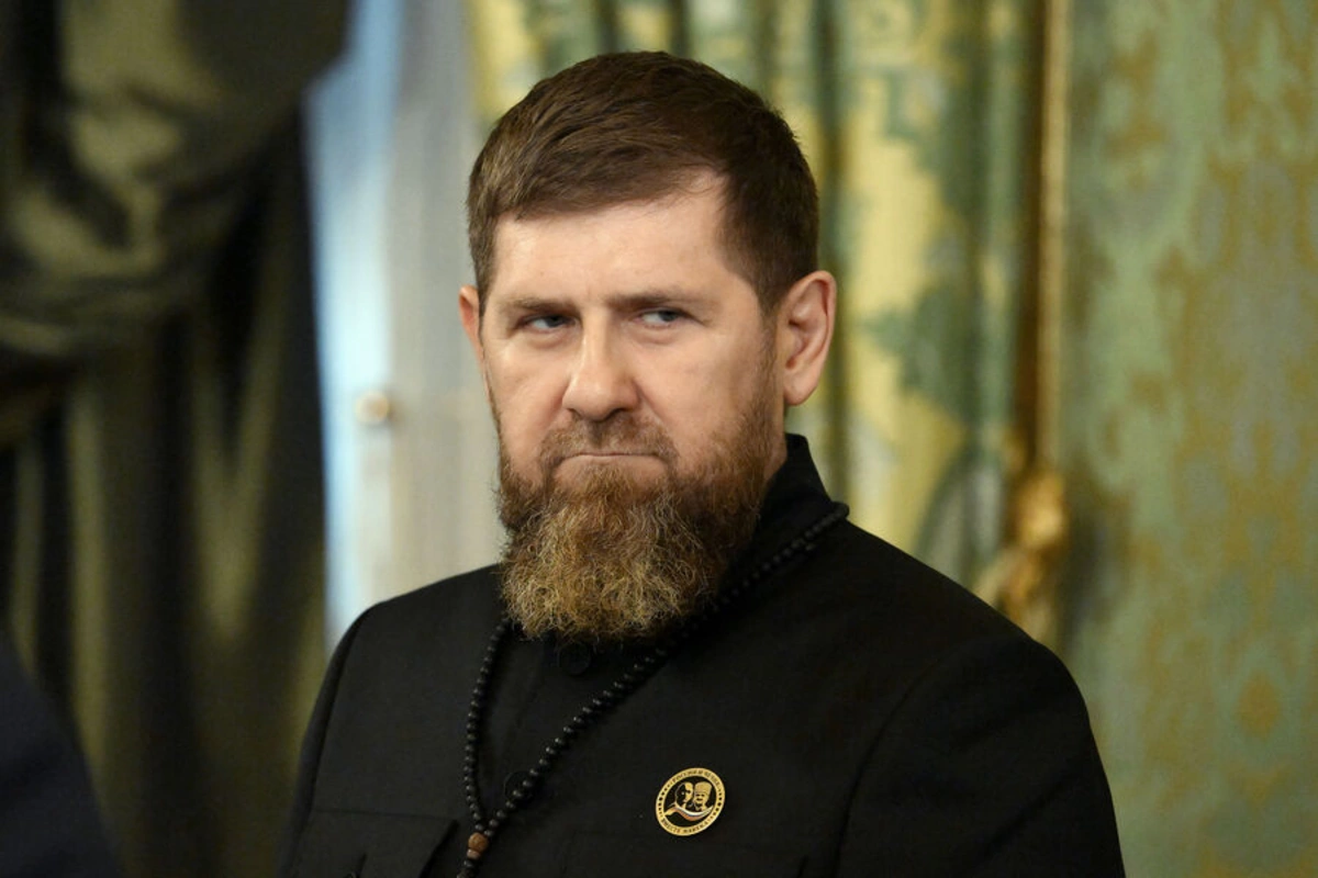 Рамзан Кадыров впервые за долгое время провел совещание Рамзан Кадыров впервые за долгое время провел совещание