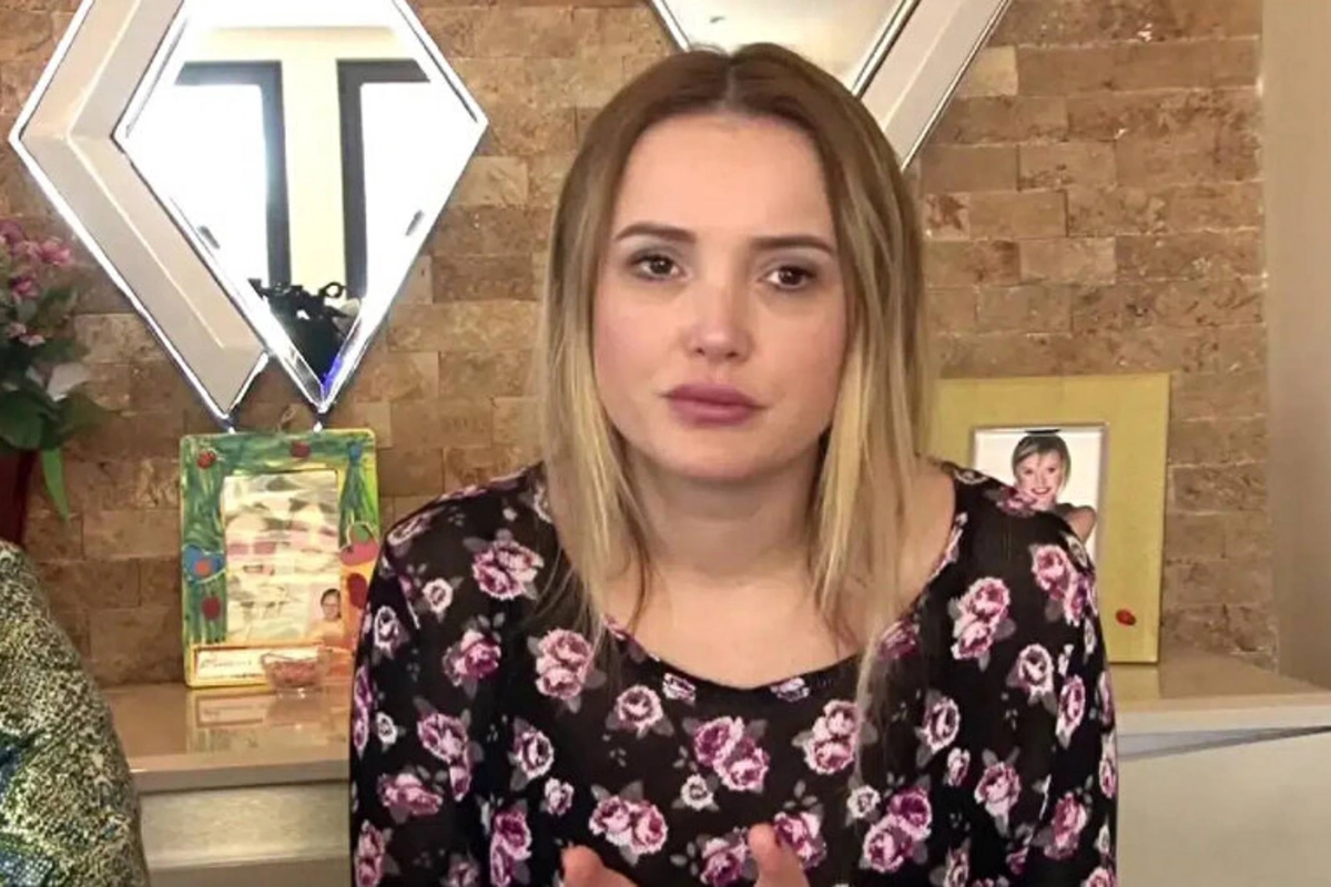 Tanınmış aktrisadan 20 milyonluq dələduzluq: Dostları ilə saxta sənəd düzəldib...