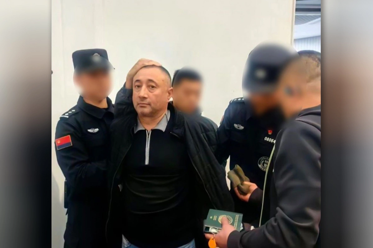 Həyat yoldaşına xəsarət yetirərək ölkədən qaçan şəxs Çində saxlanılıb