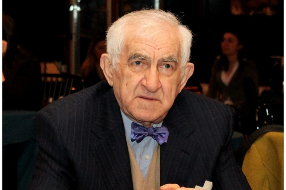 İlham Əliyev Tofiq Bakıxanovu ordenlə təltif edib