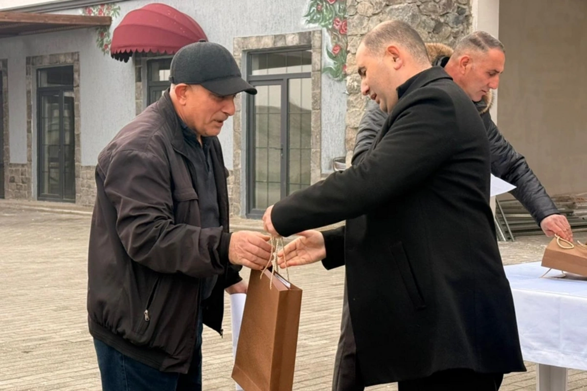 Новым жителям села Мамедбейли вручены ключи от домов