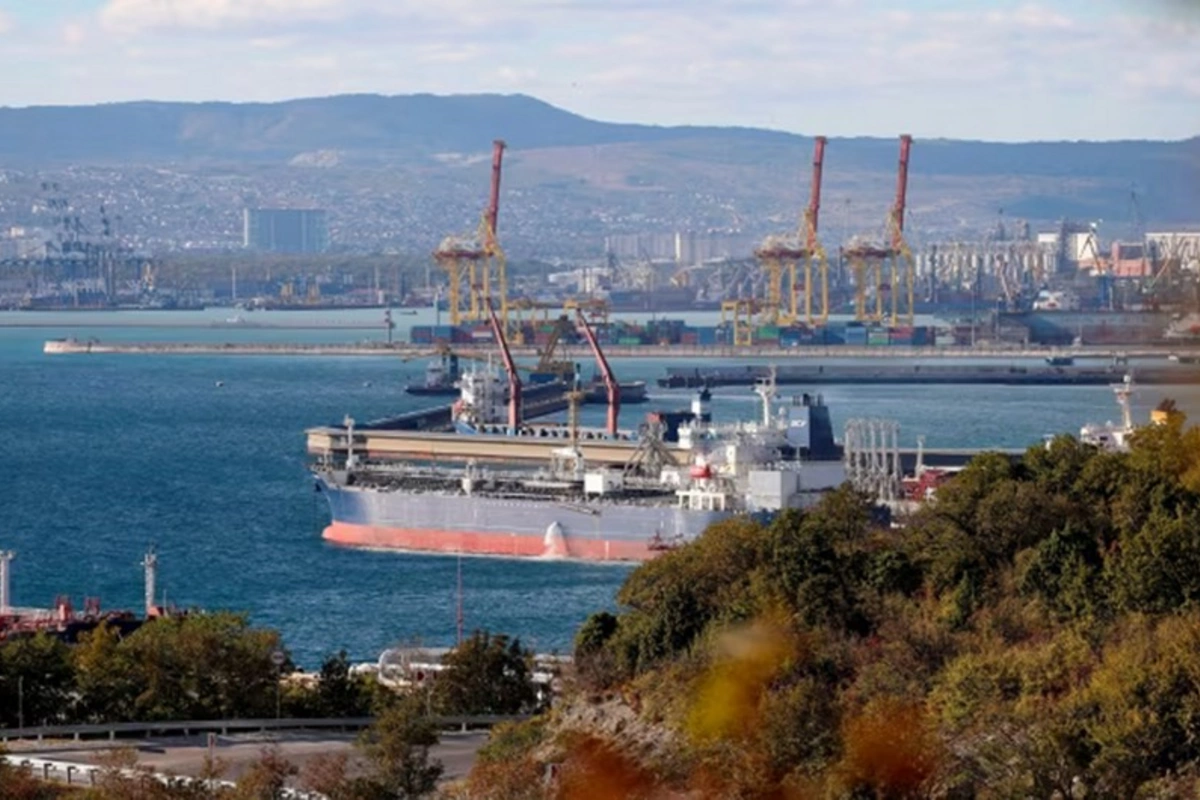 KİV: Tramp Rusiyanın kölgə donanmasına qarşı sanksiyalar hazırlayır KİV: Tramp Rusiyanın kölgə donanmasına qarşı sanksiyalar hazırlayır