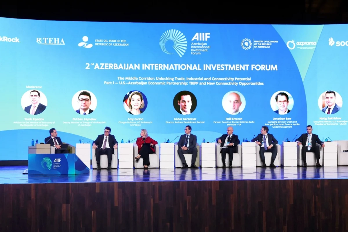 AIIF 2026-da Orta Dəhliz haqqında panel sessiya olub