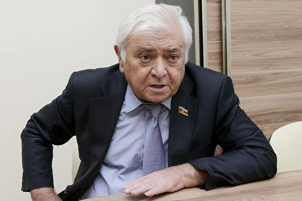 Aqil Abbas: İran bu addımla böyük səhv edib