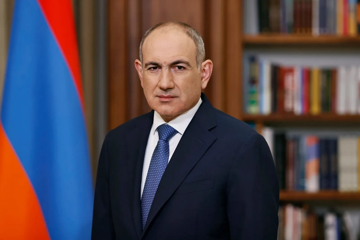 Paşinyan Konstitusiyaya dəyişikliklə bağlı referendumun vaxtını açıqladı