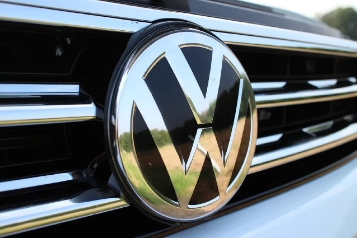 Volkswagen şirkəti Golf və Tiguan istehsalını dayandıra bilər Volkswagen şirkəti Golf və Tiguan istehsalını dayandıra bilər