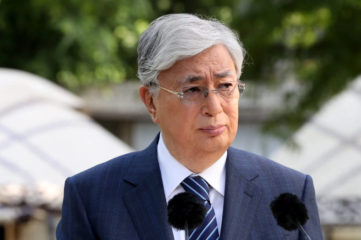 Tokayev İranın qonşu ölkələrə hücumlardan imtina etmək qərarını alqışlayır