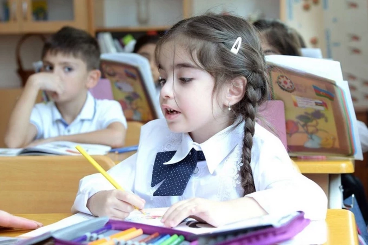 Enrollment for first grade has started in Azerbaijan: what parents need to know