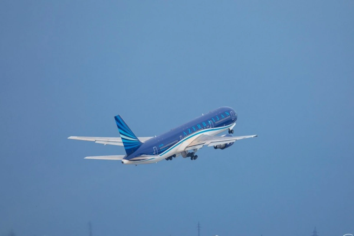AZAL приостановил рейсы в Тель-Авив AZAL приостановил рейсы в Тель-Авив