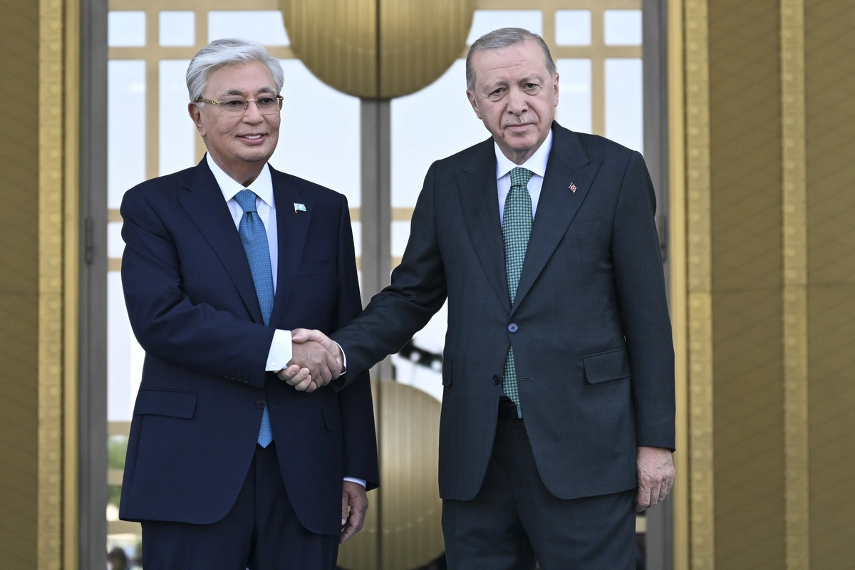 Tokayev və Ərdoğan Ankarada görüşüb Tokayev və Ərdoğan Ankarada görüşüb