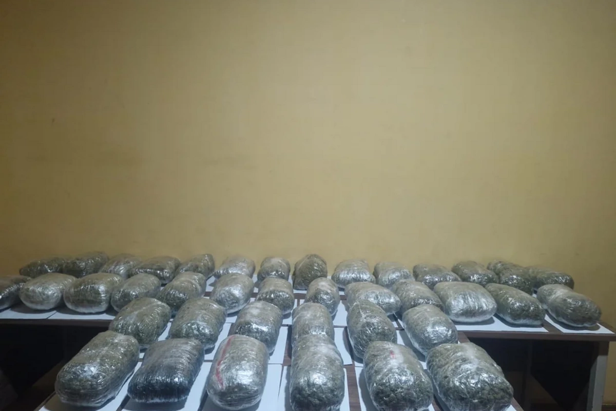 İrandan Azərbaycana 51 kq-dan artıq narkotik keçirmək istədilər - FOTO