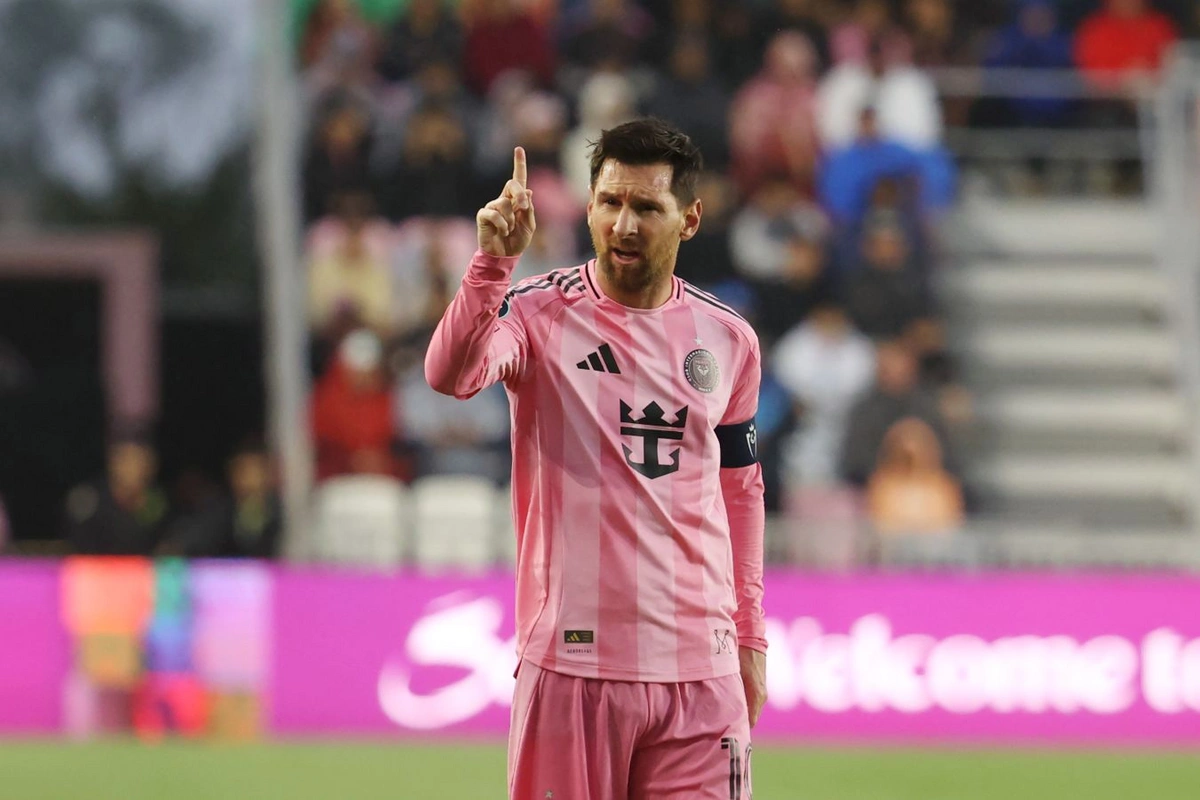 Messi bu gənc futbolçunu özünə bənzədir