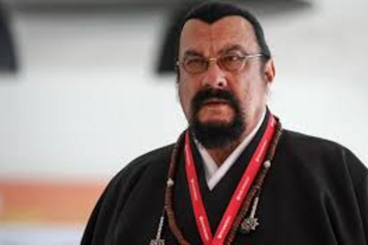 Steven Seagal was offered a role in the Russian version of The Terminator Steven Seagal was offered a role in the Russian version of The Terminator