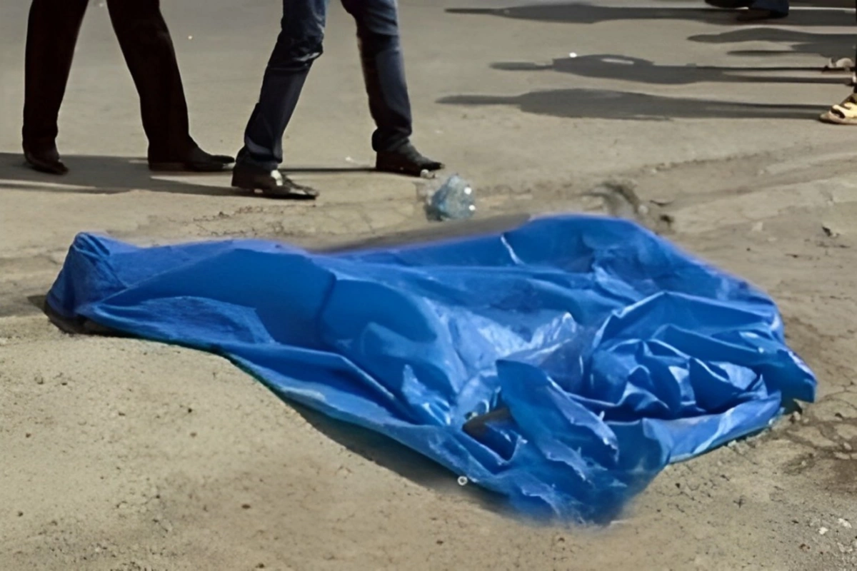 В Баку мужчина cкончался прямо на улице