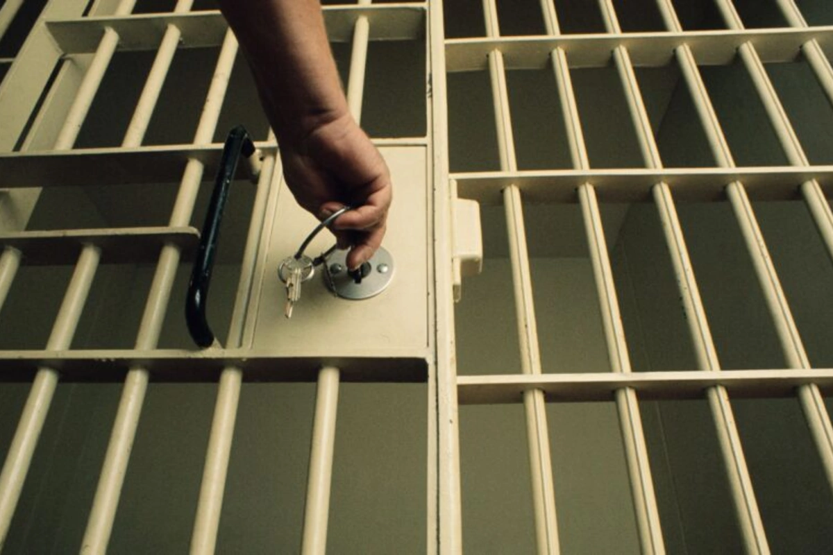 Müdafiə Nazirliyinin mayoru həbsdə qaldı