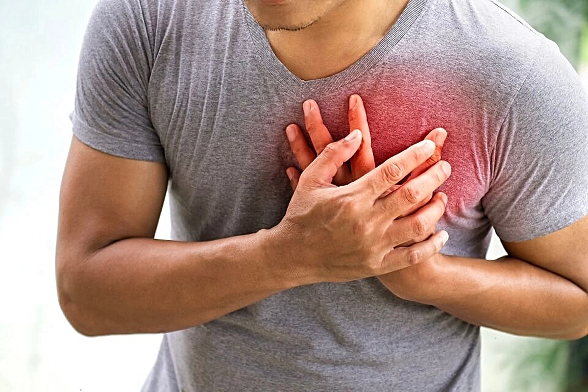 Göz ətrafındakı sarı ləkələr infarkt riskini 3 dəfə artırır