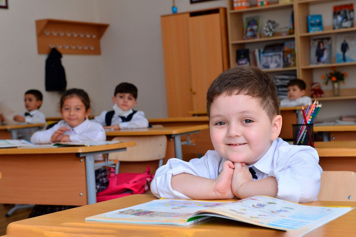 Yeni ildə tədris ili üzrə 125 min uşağın birinci sinfə qəbulu tamamlanıb Yeni ildə tədris ili üzrə 125 min uşağın birinci sinfə qəbulu tamamlanıb