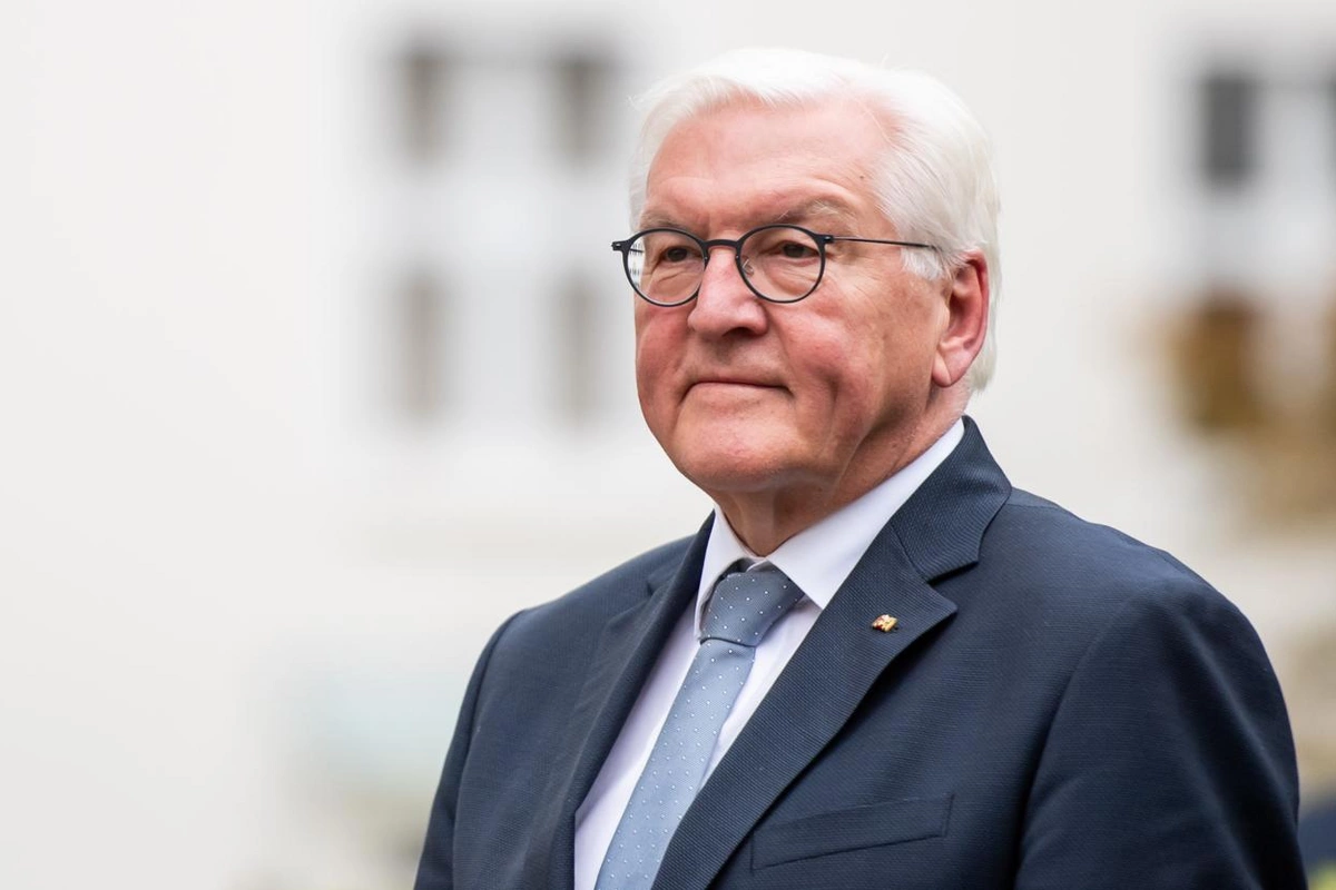 Франк-Вальтер Штайнмайер поздравил Ильхама Алиева