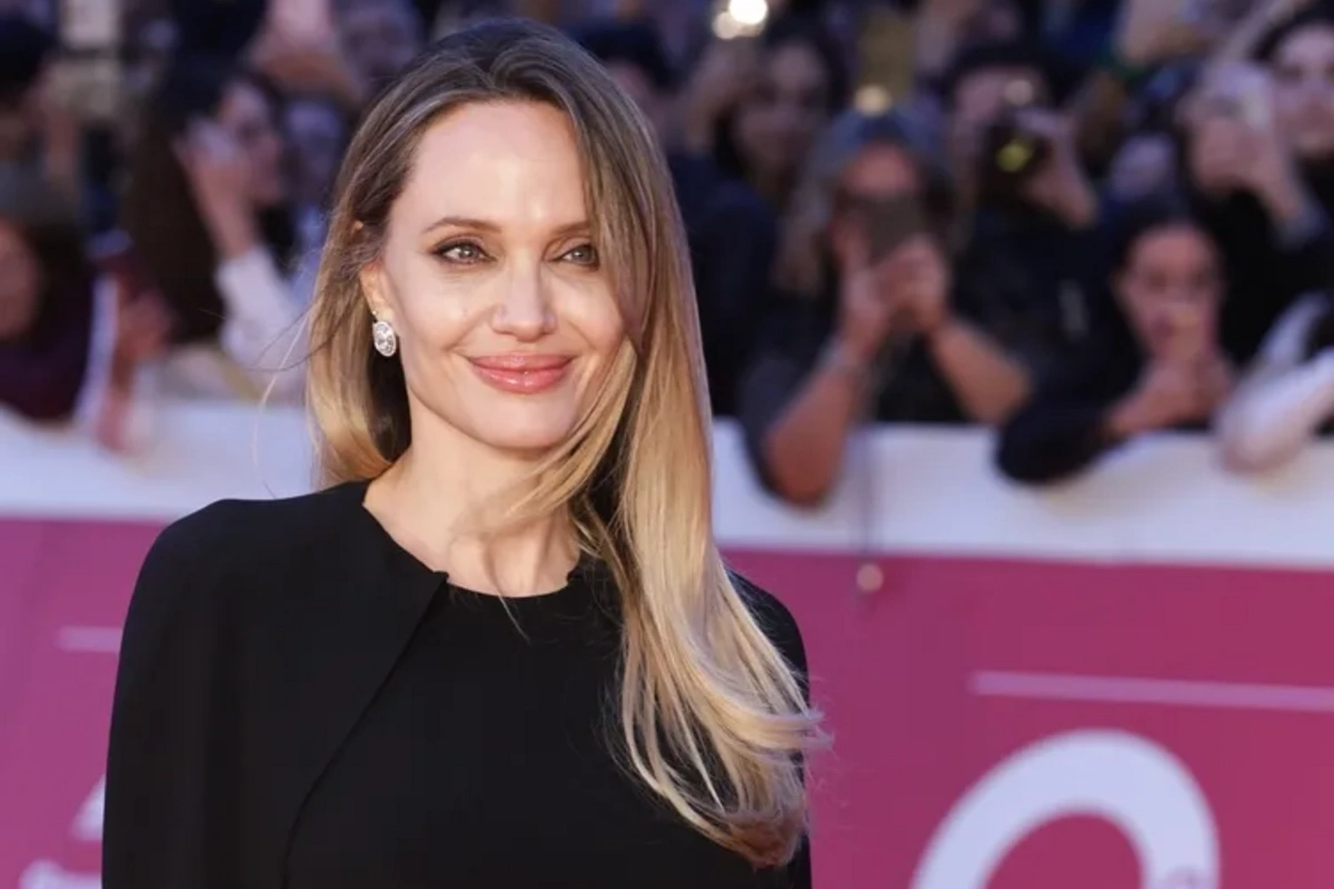 Ancelina Coli bu səbəbdən ABŞ-ni tərk edir