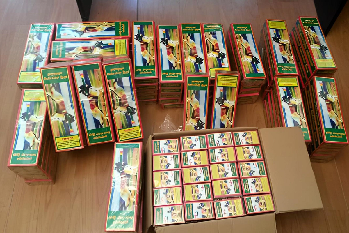 480 qutu pirotexniki vasitə satmaq istəyən şəxs saxlanılıb