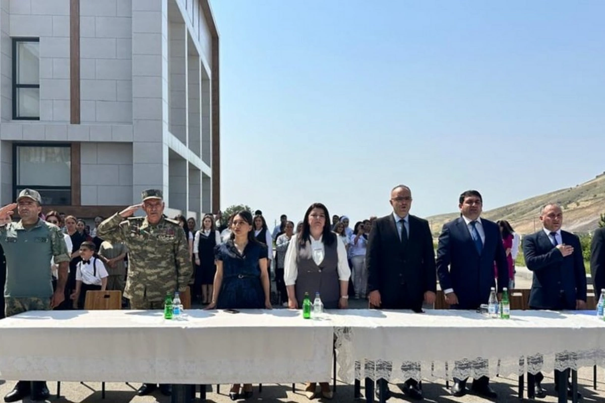 Cəbrayılda 32 ildən sonra ilk dəfə Son zəng çalınıb Cəbrayılda 32 ildən sonra ilk dəfə Son zəng çalınıb