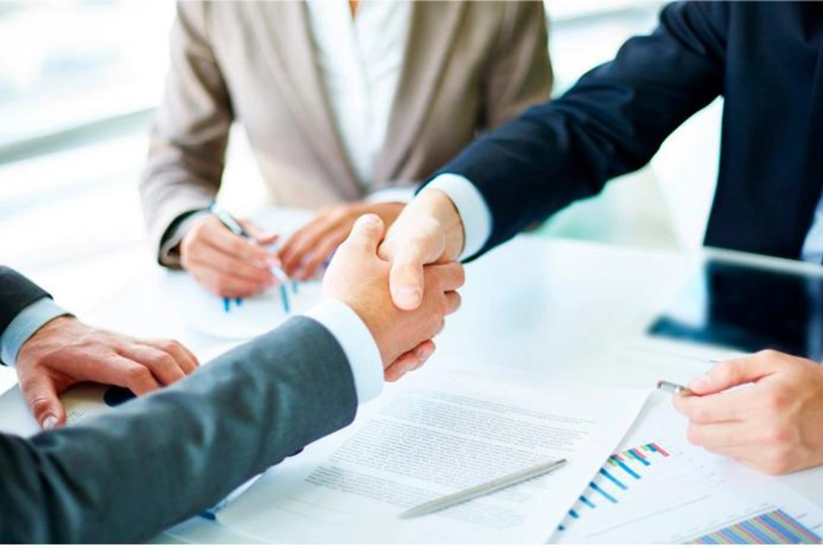 İşəgötürən bu halda işçini razılığı olmadan məzuniyyətə göndərə biləcək