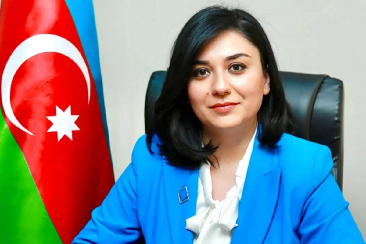 Bakıda icra başçısı məktəb direktorunu özünə müavin təyin etdi Bakıda icra başçısı məktəb direktorunu özünə müavin təyin etdi