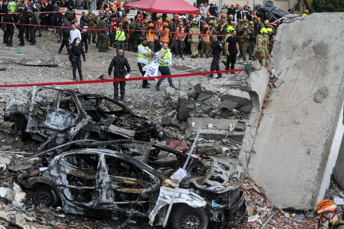 İsrail və ABŞ Bağdadın cənubunu vurdu
