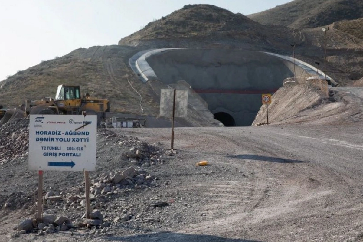 ADY: Horadiz–Ağbənd dəmiryol xəttində ikinci tunelin qazma işləri yekunlaşıb