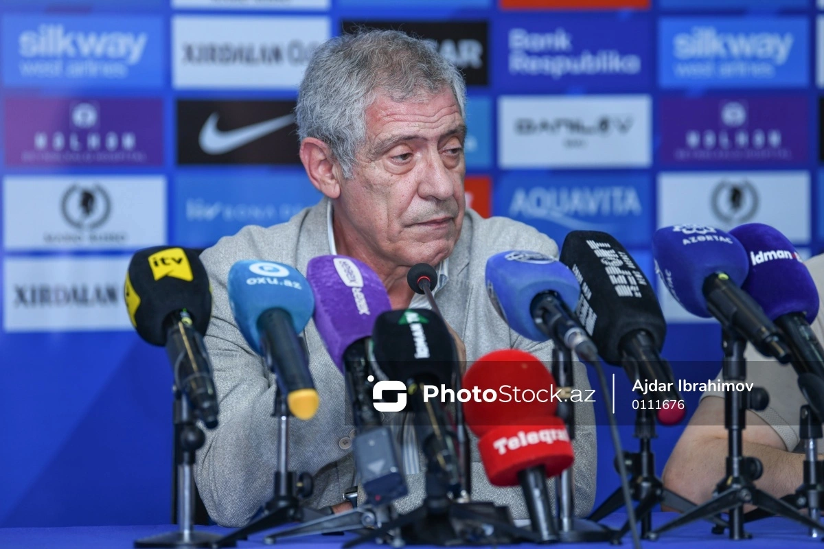 Фернанду Сантуш покинет пост главного тренера сборной Азербайджана Фернанду Сантуш покинет пост главного тренера сборной Азербайджана