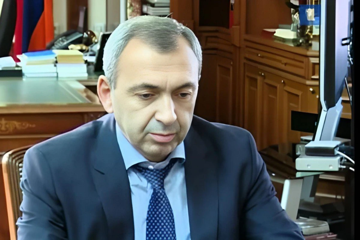 Alik Mirzabekyan dövlətə 500 min dollar təzminat ödəyəcək Alik Mirzabekyan dövlətə 500 min dollar təzminat ödəyəcək