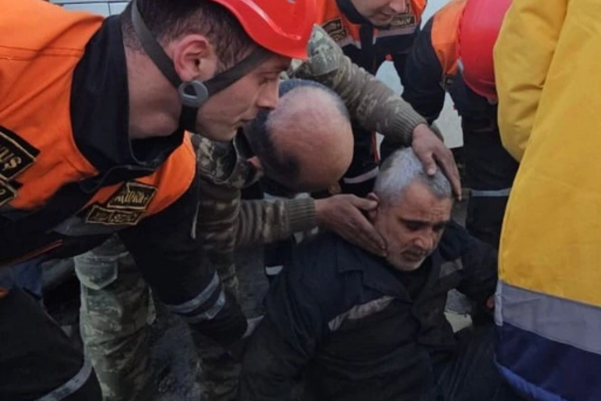 Lənkəran sakini təmir zamanı AVTOBUSUN ALTINDA QALIB