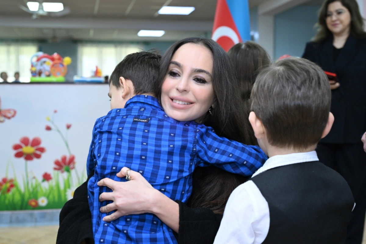 Leyla Əliyeva Tiranada Hannah və Rosafa uşaq evini və Mother Teresa Universitet Xəstəxana Mərkəzini ziyarət edib