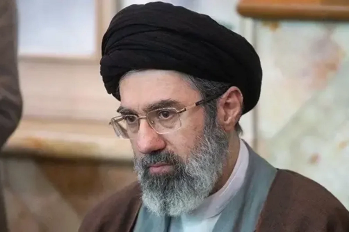 Mojtaba Khamenei: Iran's Navy is ready to defeat adversaries once again