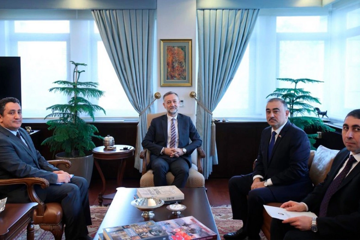 Azərbaycan səfiri Türkiyənin XİN başçısının müavini ilə regional gündəmi müzakirə edib