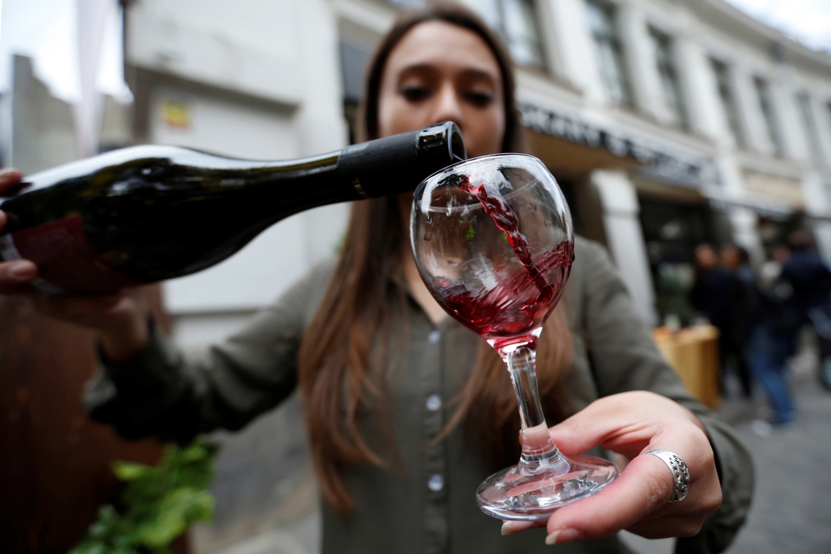 Kardioloqdan alkoqol xəbərdarlığı: Gündəlik nə qədər içmək olar?