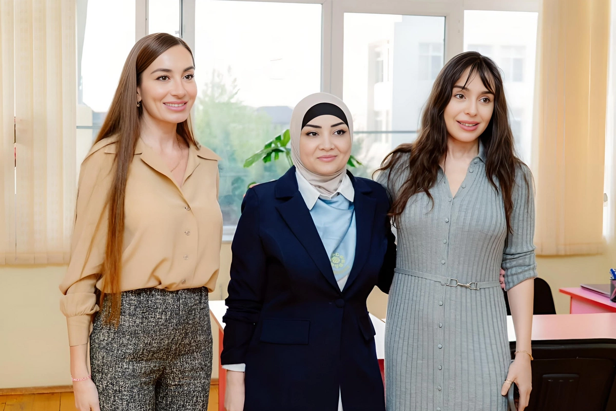 Leyla Əliyeva və Arzu Əliyeva həssas əhali qrupundan olan şəxslərə baş çəkiblər