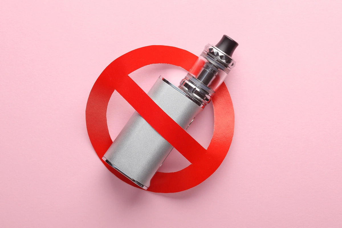 Ученые предупредили о смертельной опасности вейпов Ученые предупредили о смертельной опасности вейпов