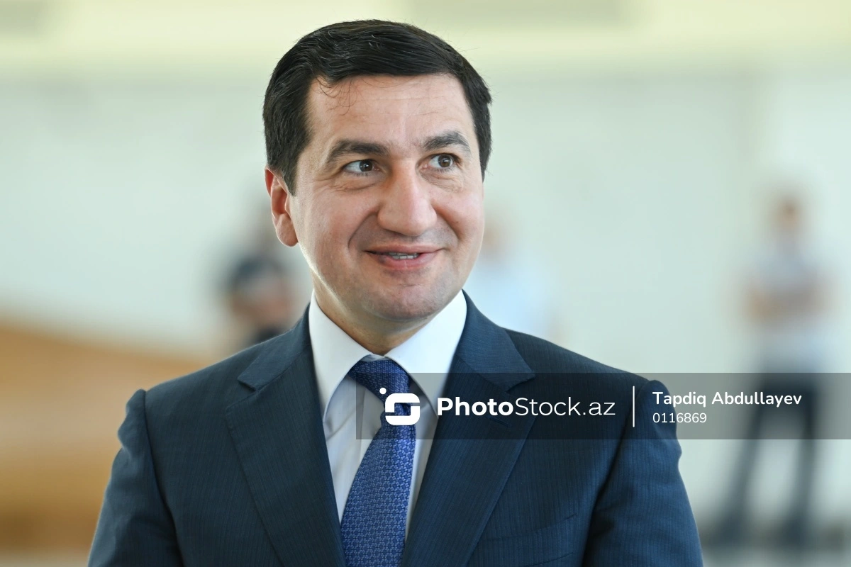 Hikmət Hacıyev: Taker Karlsona dedim ki, Ermənistan və Azərbaycan nümayəndələrini birlikdə dəvət etsin