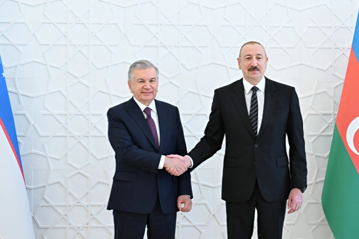 Azərbaycan Prezidenti Özbəkistan dövlət başçısını təbrik edib Azərbaycan Prezidenti Özbəkistan dövlət başçısını təbrik edib